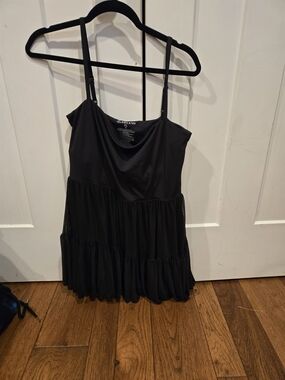 ALO Yoga Black Tiered Slip Tank